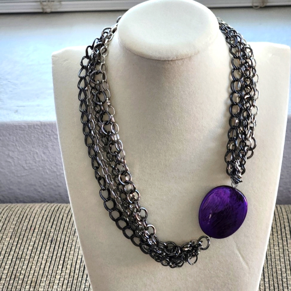 Elegant Purple and Silver Chain Necklace Daisy Fuentes